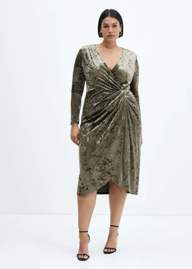 Za žene s oblinama: Najljepše plus size haljine iz trenutne ponude