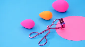 Noelle beauty noviteti: Božićni skincare setovi i veliki povratak powder puffa