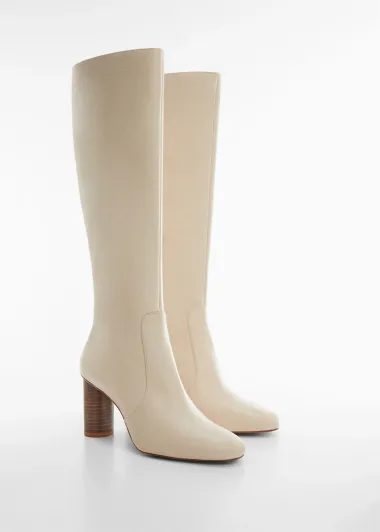 Čizme na visoku petu za elegantne i stylish zimske kombinacije
