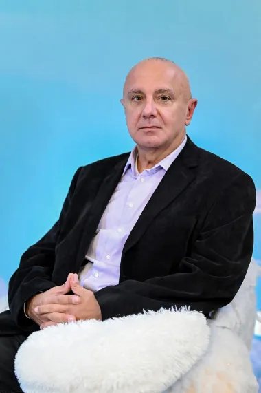 Renomirani oftalmolog Dean Šarić: 'Zbog mobitela će za 10 do 15 godina pola čovječanstva biti kratkovidno'