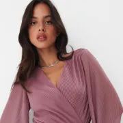 Mohito haljine sa sniženja: 15 trendi modela za svaki stil i prigodu