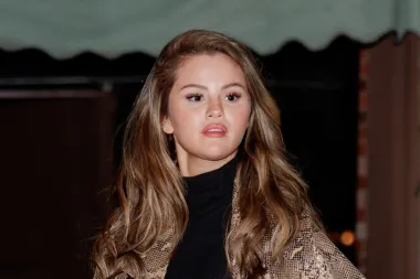 Selena Gomez drastično je promijenila boju kosu - svjetlije i zanimljivo