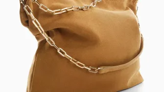 Dosta ti je crne? Raskošne smeđe torbe i torbice ove su zime pravi izbor