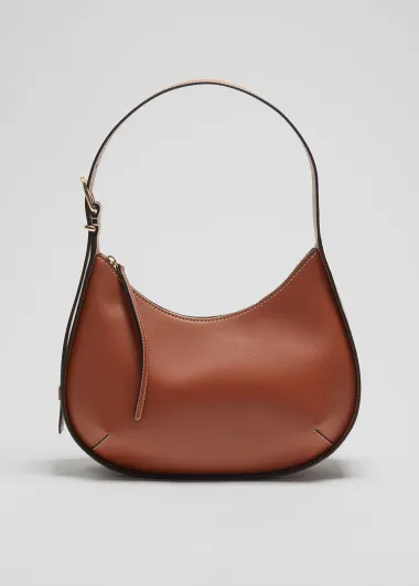 Smeđa torba je idealan dodatak svakom ormaru - oduševili su nas ovi stylish modeli