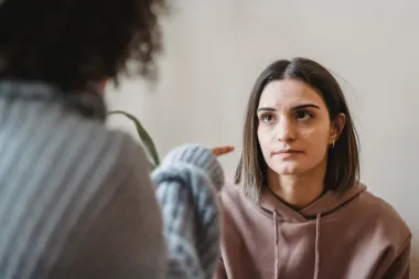 Nije uvijek tako očito: Znakovi da tebi bliska osoba pati od depresije