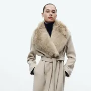 Kaputi s krznenim ovratnikom veliki su hit – izdvojile smo najbolje modele