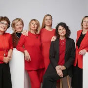 Započela je kampanja 'Dan crvenih haljina' koja promiče prevenciju moždanog udara u žena