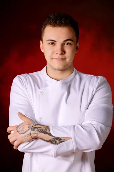 Dominik Kovačićek spreman je za izazove showa 'Hell's Kitchen Hrvatska'. Ima 22 godine, ali i michelinovu preporuku!