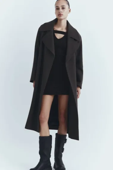 Zara već ima novu kolekciju haljina – dominiraju jednostavni modeli
