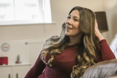 Starija žena i mlađi muškarac – može li takva veza funkcionirati?
