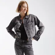 Prema Vogueu, ovo su jedine traperice koje nam trebaju u novoj sezoni
