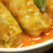 Jednako ukusno, a lakše za pripremiti: Sarma iz pećnice