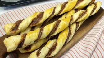 Hrskavo, a tako kremasto: Štapići od lisnatog tijesta s Nutellom