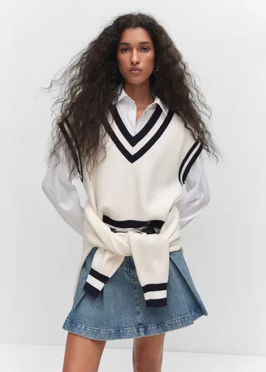 Pleteni prsluci su modni hit, a ovaj Zarin model već je osvojio društvene mreže