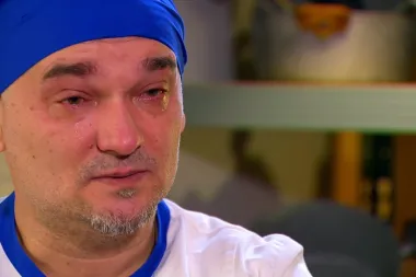 ''Hell's Kitchen': Neki će kandidati na večeri izgubiti živce, a eliminacije će donijeti suze