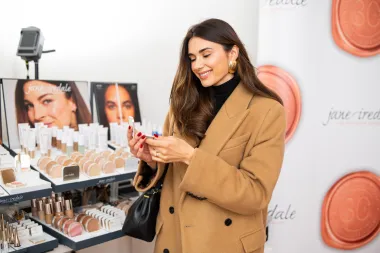 Kultni brend Jane Iredale s posebnom kolekcijom 'Ready to Bloom' slavi 30. obljetnicu