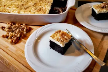 Recept za brzi kolač na čaše od oraha s mascarpone kremom