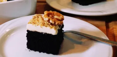 Recept za brzi kolač na čaše od oraha s mascarpone kremom