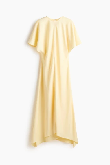 &Scaron;to odjenuti za krizmu? Donosimo ideje za djevojke i mame