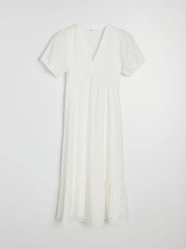 &Scaron;to odjenuti za krizmu? Donosimo ideje za djevojke i mame