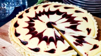 Recept za krostatu s kremom od vanilije i marmeladom