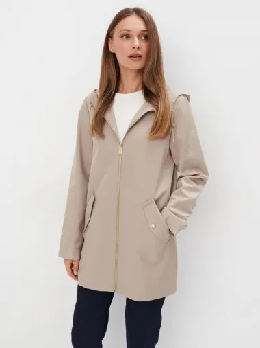 Bershka, Mohito i Stradivarius imaju sjajne prijelazne jakne