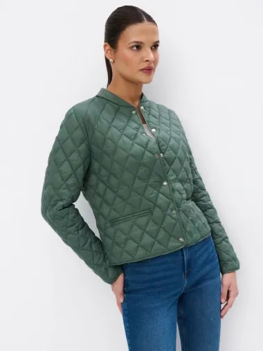 Bershka, Mohito i Stradivarius imaju sjajne prijelazne jakne