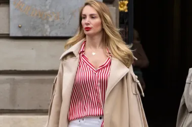 Dama sa špice ima ključ za savršen ležerni proljetni outfit