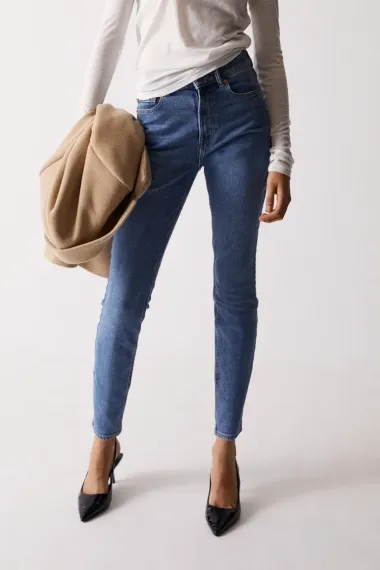Vraćaju li se skinny traperice opet u modu?