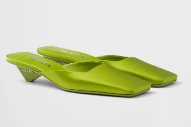 Prada ima nove satenske cipele – bi li ih nosila?