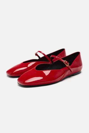 I ravne cipele mogu izgledati elegantno i svečano – ovi modeli to dokazuju