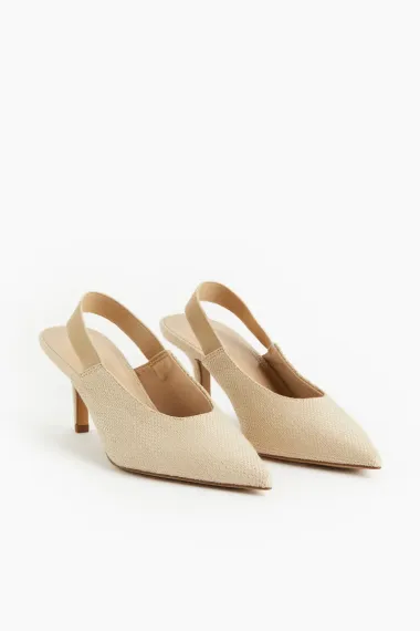 Slingback cipele uvijek su u modi, a ove sezone izgledaju bolje nego ikad
