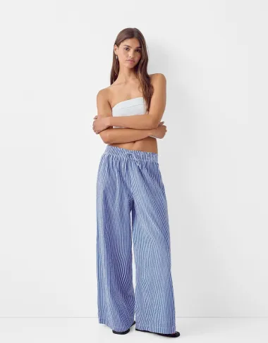 Hlače širokih nogavica pristaju svakome, a Bershka ima odlične modele