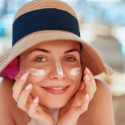 Proizvod bez kojeg ne možemo: Izdvojile smo najpraktičnije SPF-ove