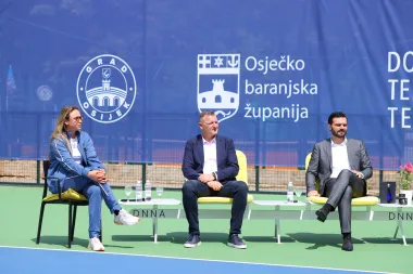 Donna Vekić u suradnji s gradom Osijekom i Osječko–baranjskom županijom otvorila treći javni teniski teren