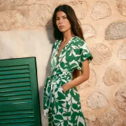 18 razigranih ljetnih haljina koje nosimo na posao ovo ljeto