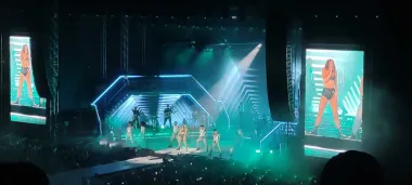 Dua Lipa u Puli nije razočarala glasom, stasom i produkcijom, ali nedostajalo je nekog šarma