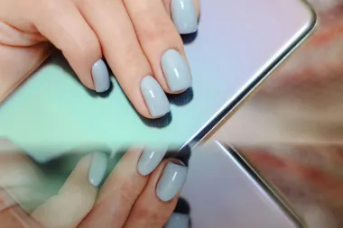 Plave manikure su hit, a na Instagramu smo pronašle sjajne ideje