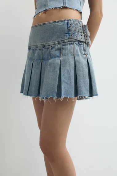 Pull and Bear ima odlične traper komade za ljeto – imamo favorite