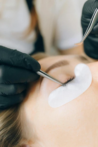 Lash lift: Sve što trebate znati o tretmanu za savršeno uvijene trepavice