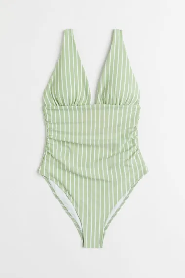 Počelo je ljetno sniženje u H&M-u - izdvojili smo 20 trendi komada koje vrijedi uloviti