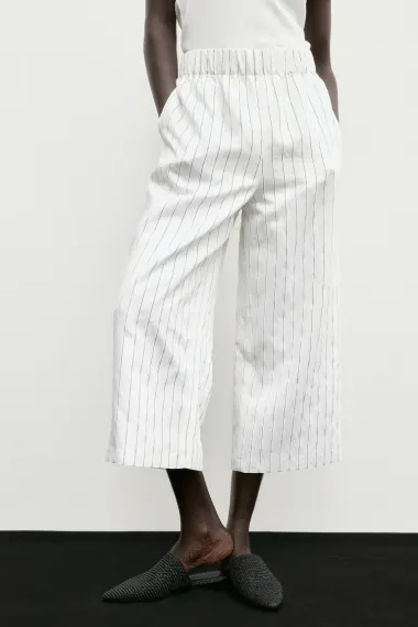 Počelo je ljetno sniženje u H&M-u - izdvojili smo 20 trendi komada koje vrijedi uloviti