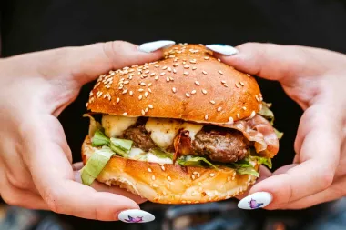 Vodič kroz gastro-spektakl u Dubrovniku: Koji su favoriti prvog Burger festivala?