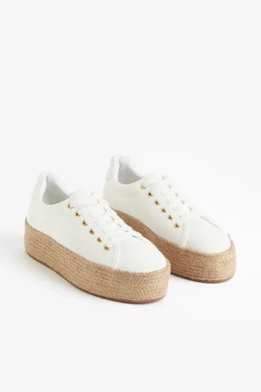 Stylish dodatak: Nose se tenisice s jutenim potplatom