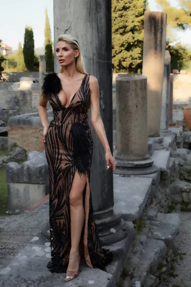 Jolina supruga u modnoj priči! Versage Boutique ima kolekciju s Anom Čagalj u glavnoj ulozi