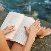 Najbolja self help literatura za ljetnju introspekciju i osobni razvoj