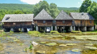 Vrila Gacke su bajkovito mjesto za odmor s najboljom pizzom u Lici