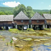 Vrila Gacke su bajkovito mjesto za odmor s najboljom pizzom u Lici