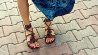 Nose se smeđe natikače i sandale, izdvojile smo zanimljive modele