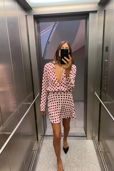 15 odličnih modela do 15 eura: Suknje i haljine sa sniženja u Zari